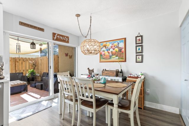 12286 NW 14th St, Pembroke Pines, FL 33026