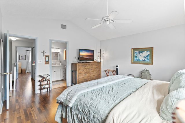 12286 NW 14th St, Pembroke Pines, FL 33026