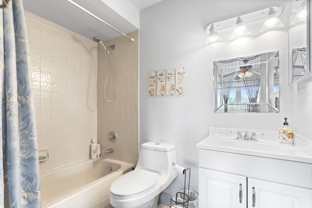 12286 NW 14th St, Pembroke Pines, FL 33026