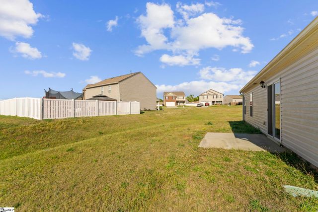 205 Hillendale Way, Pelzer, SC 29697