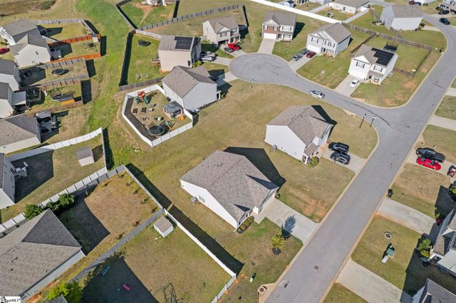 205 Hillendale Way, Pelzer, SC 29697