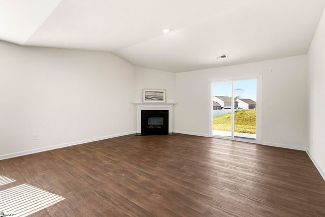 205 Hillendale Way, Pelzer, SC 29697