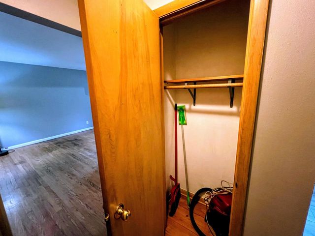 210 N Monroe STREET, Watertown, WI 53094