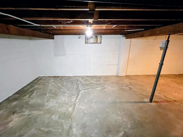 210 N Monroe STREET, Watertown, WI 53094