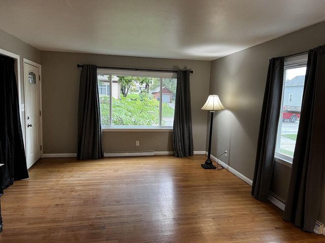 210 N Monroe STREET, Watertown, WI 53094