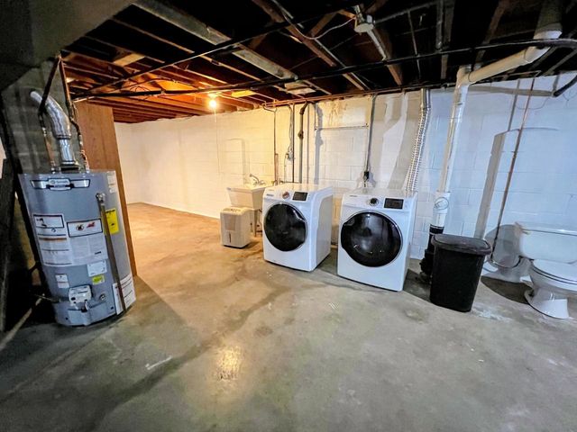 210 N Monroe STREET, Watertown, WI 53094