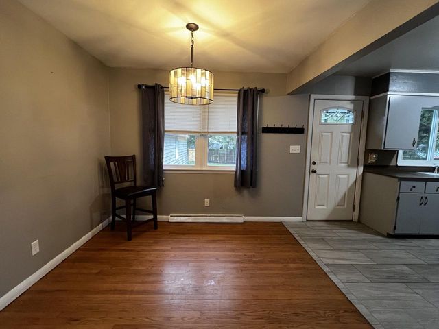 210 N Monroe STREET, Watertown, WI 53094