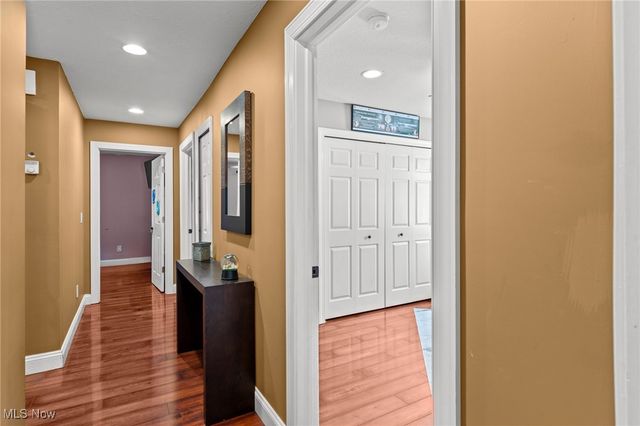 10121 Crows Nest Cove, Aurora, OH 44202