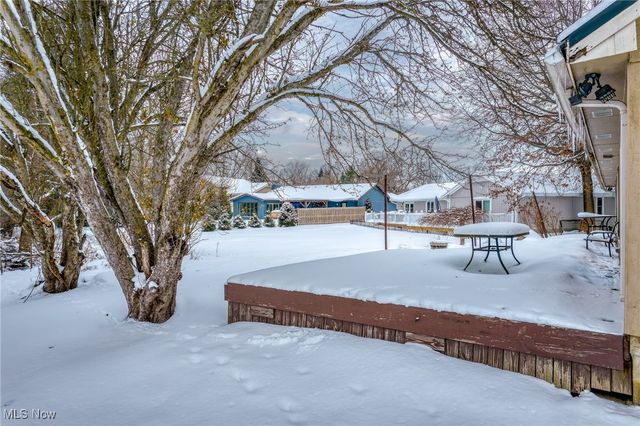 10121 Crows Nest Cove, Aurora, OH 44202