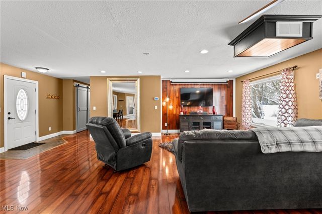 10121 Crows Nest Cove, Aurora, OH 44202