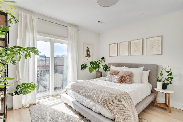 1963-1975 Massachusetts Avenue 401, Cambridge, MA 02140