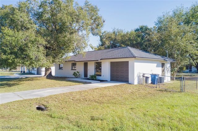 13831 3rd ST, Fort Myers, FL 33905