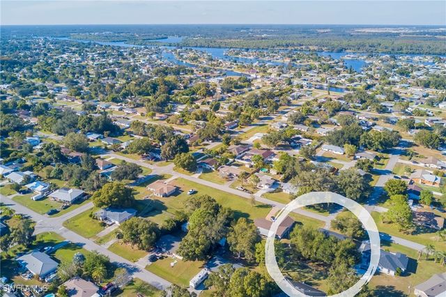 13831 3rd ST, Fort Myers, FL 33905