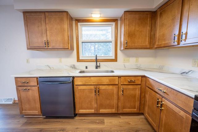 W225S9080 Mount Carmel ROAD, Big Bend, WI 53103