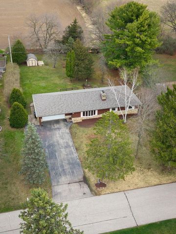 W225S9080 Mount Carmel ROAD, Big Bend, WI 53103