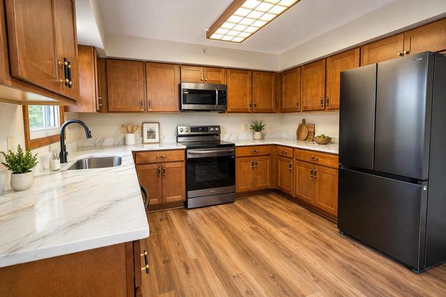 W225S9080 Mount Carmel ROAD, Big Bend, WI 53103