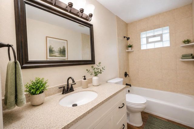 W225S9080 Mount Carmel ROAD, Big Bend, WI 53103