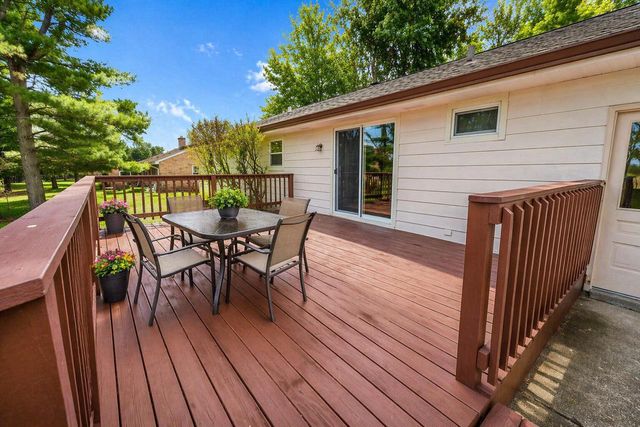 W225S9080 Mount Carmel ROAD, Big Bend, WI 53103