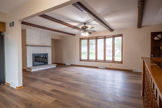 W225S9080 Mount Carmel ROAD, Big Bend, WI 53103