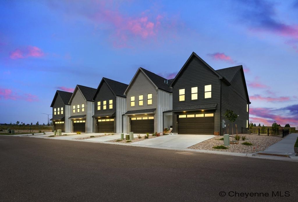 1420 BIG MEADOW DR, Cheyenne, WY 82007