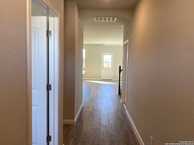 1378 Rios Bend Dr, New Braunfels, TX 78130