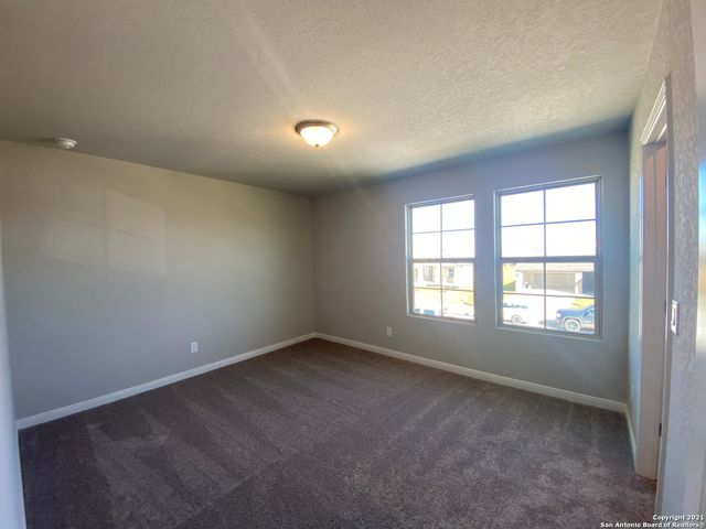 1378 Rios Bend Dr, New Braunfels, TX 78130