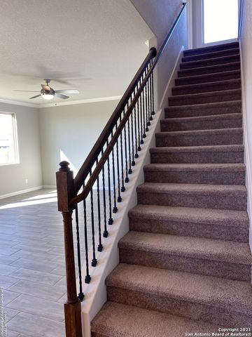 1378 Rios Bend Dr, New Braunfels, TX 78130