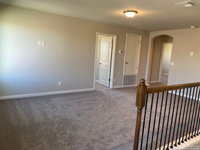 1378 Rios Bend Dr, New Braunfels, TX 78130