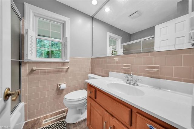 105 Cove Crescent, Yorktown, VA 23692