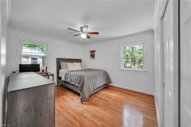 105 Cove Crescent, Yorktown, VA 23692