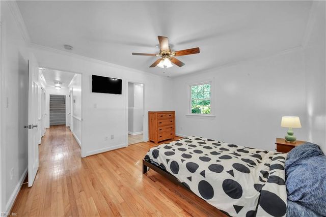 105 Cove Crescent, Yorktown, VA 23692