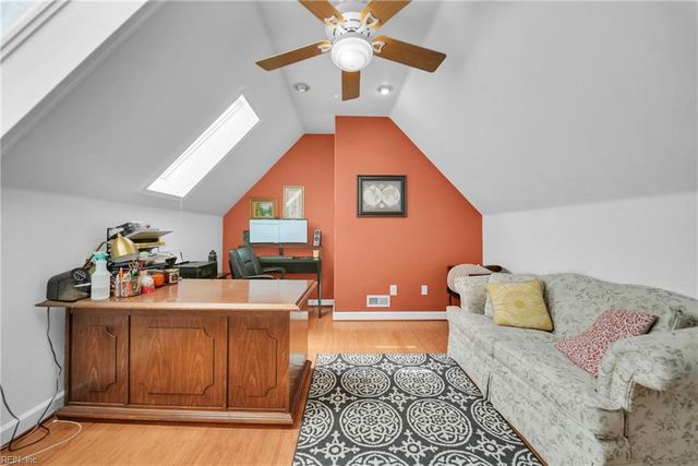 105 Cove Crescent, Yorktown, VA 23692