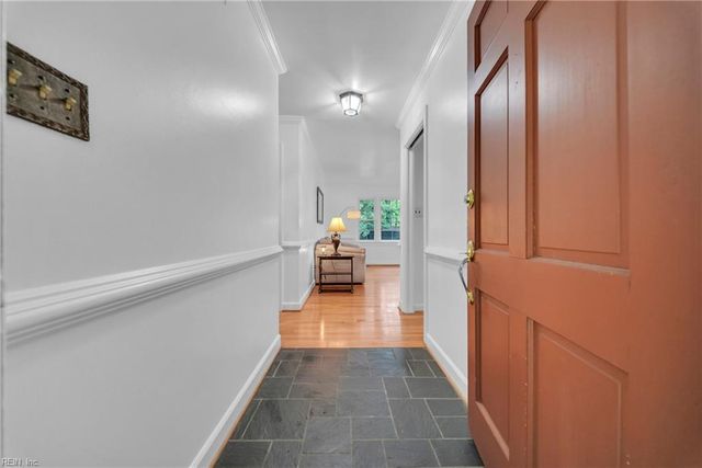 105 Cove Crescent, Yorktown, VA 23692