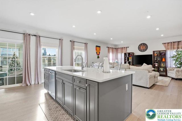 3902 Orth Street, Bethlehem Twp, PA 18020