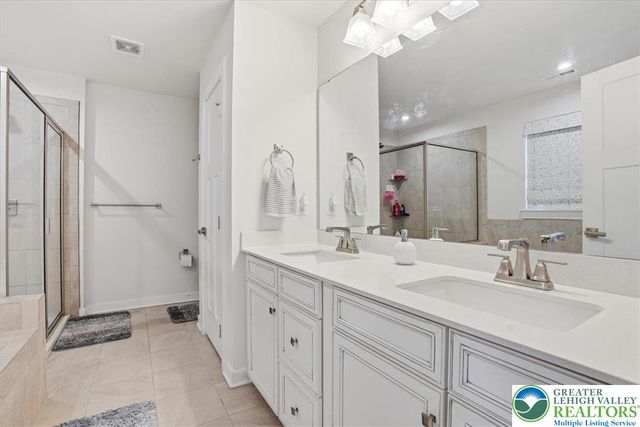 3902 Orth Street, Bethlehem Twp, PA 18020