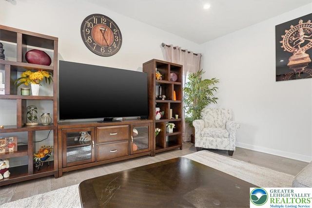 3902 Orth Street, Bethlehem Twp, PA 18020