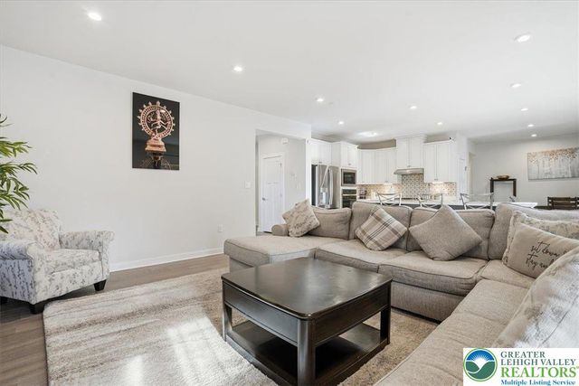 3902 Orth Street, Bethlehem Twp, PA 18020