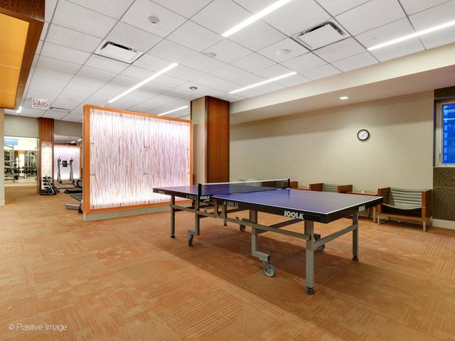 400 E Randolph Street 3715, Chicago, IL 60601