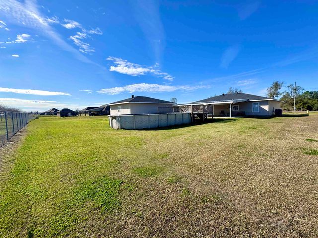 497 Bayou Dularge Rd, Houma, LA 70363