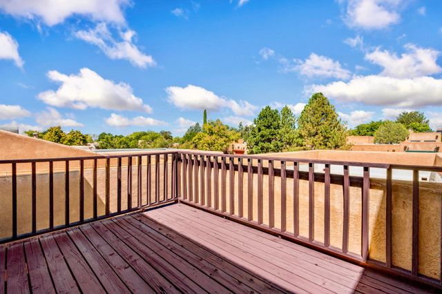 7508 Lantern Road NE, Albuquerque, NM 87109