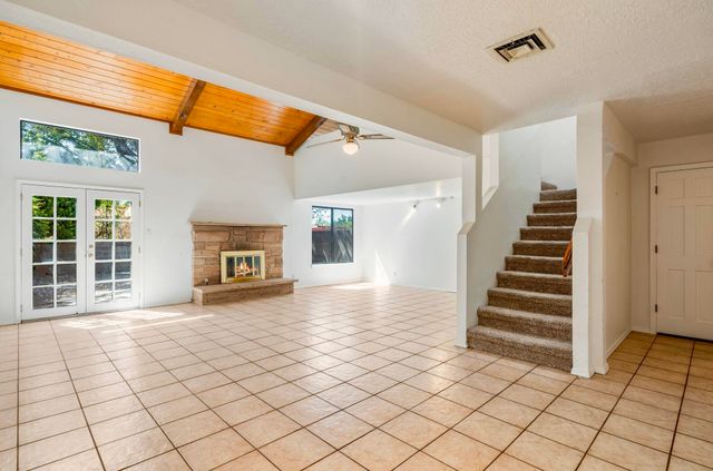 7508 Lantern Road NE, Albuquerque, NM 87109