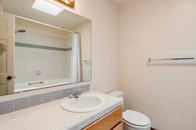 7508 Lantern Road NE, Albuquerque, NM 87109