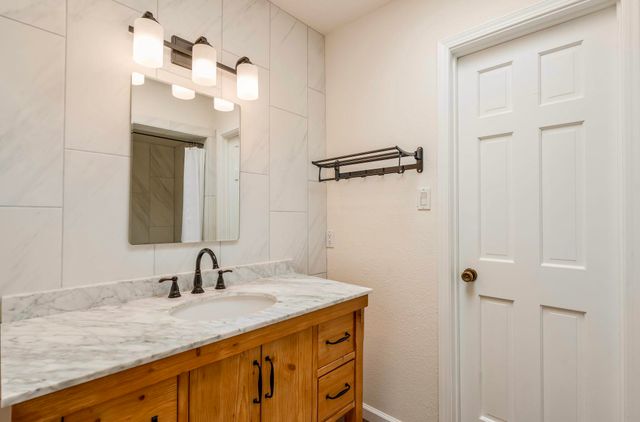 7508 Lantern Road NE, Albuquerque, NM 87109