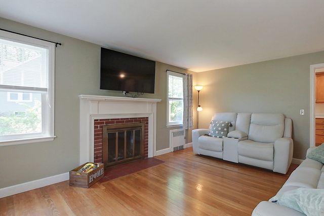 263 Highland St, Holden, MA 01520