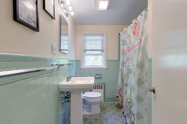 263 Highland St, Holden, MA 01520