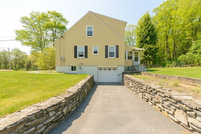 263 Highland St, Holden, MA 01520