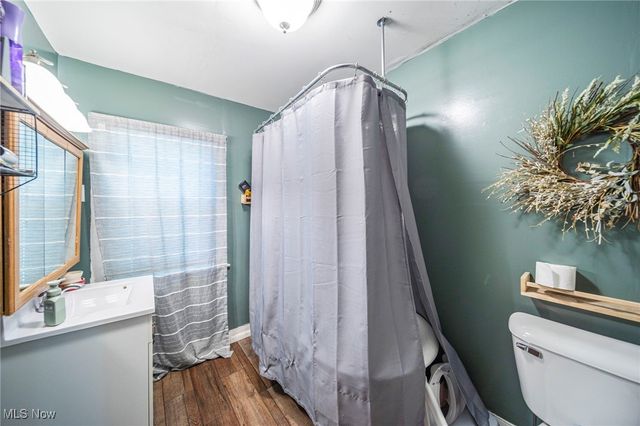 2189 Jefferson Eagleville Road, Jefferson, OH 44047