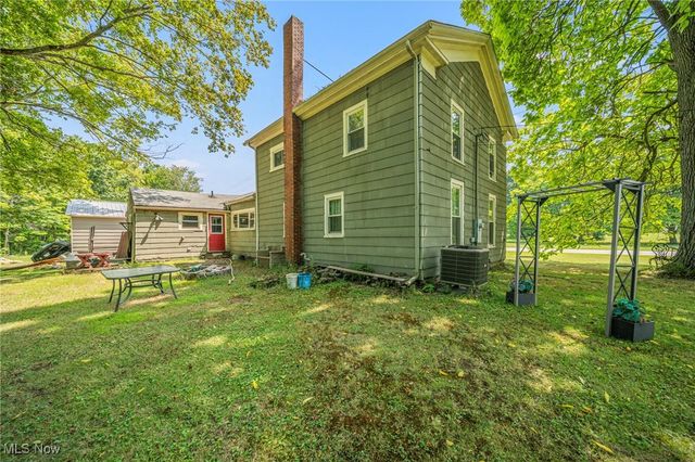 2189 Jefferson Eagleville Road, Jefferson, OH 44047