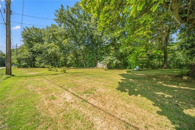 2189 Jefferson Eagleville Road, Jefferson, OH 44047