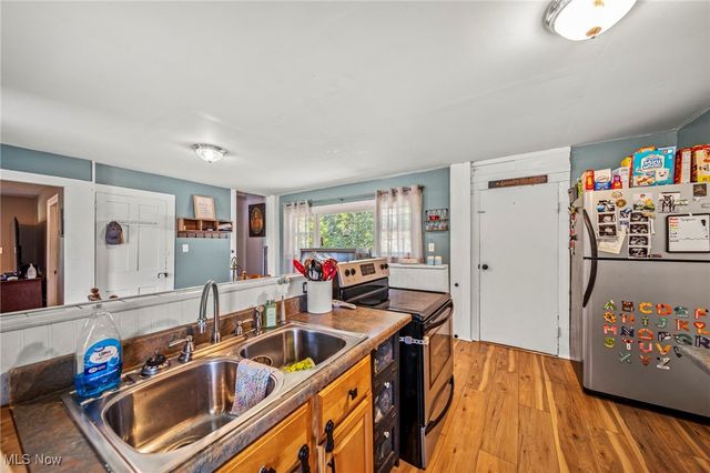 2189 Jefferson Eagleville Road, Jefferson, OH 44047